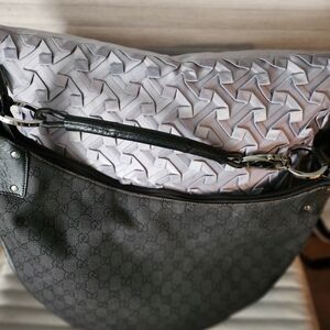 Gucci Black Patterned Shoulder Bag